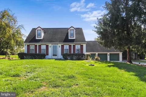 5160 Hillclimb Rd, Spring Grove, PA 17362