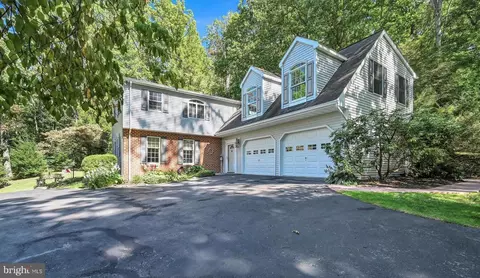 751 Aldinger Dr, Dallastown, PA 17313