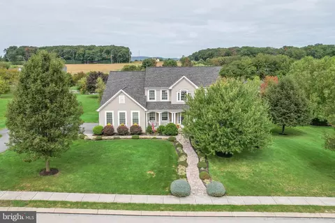 30 Sydney Dr, Hanover, PA 17331