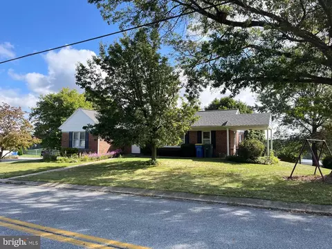 315 S Park St, Dallastown, PA 17313