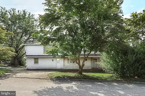 313 West Ave, Red Lion, PA 17356