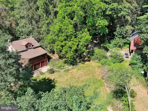 3650 Tunnel Hill Rd, Seven Valleys, PA 17360