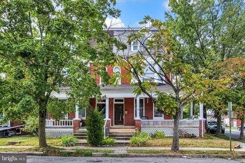 703 Pennsylvania Ave, York, PA 17404