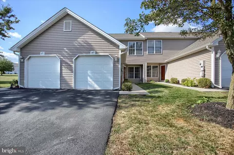 649 Teal Dr, Etters, PA 17319
