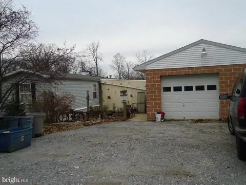 925 Penn Ave, Red Lion, PA 17356