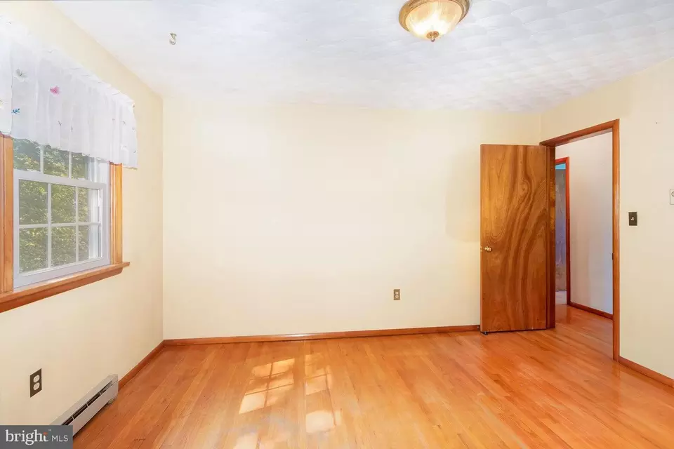  321 N York Rd, Mechanicsburg, PA 17055 photo 9