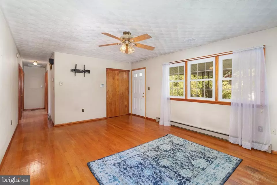  321 N York Rd, Mechanicsburg, PA 17055 photo 4