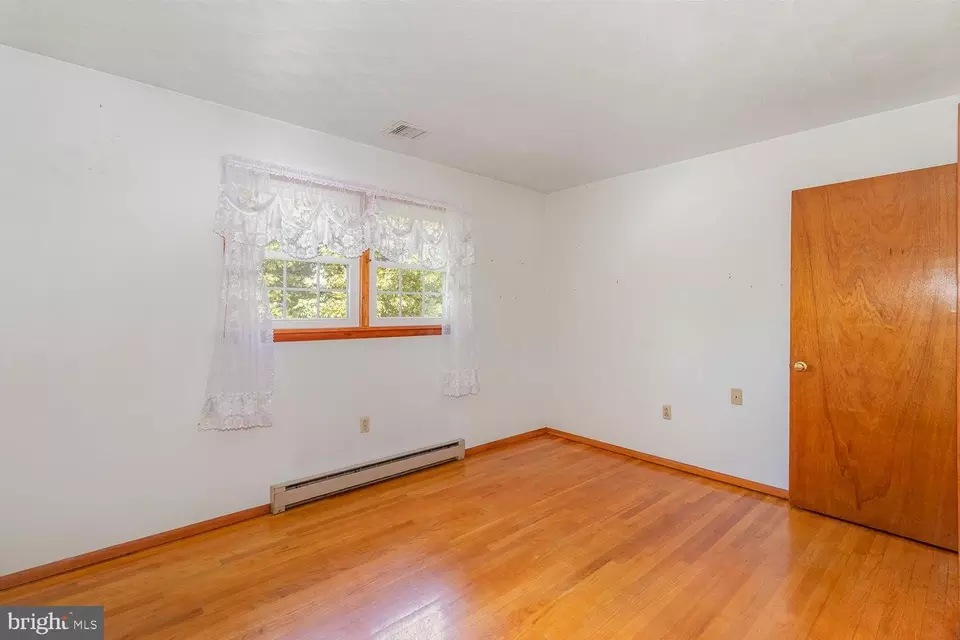  321 N York Rd, Mechanicsburg, PA 17055 photo 11