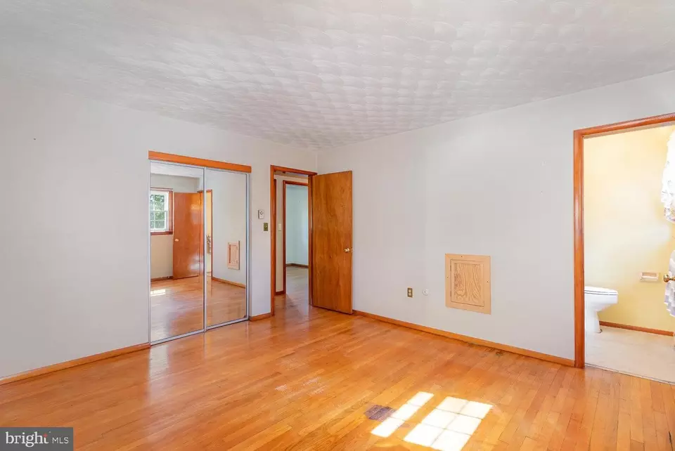  321 N York Rd, Mechanicsburg, PA 17055 photo 15