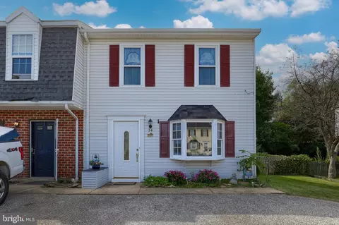 54 Kings Way, Stewartstown, PA 17363