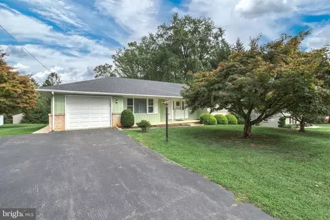 507 S 6th St, Wrightsville, PA 17368