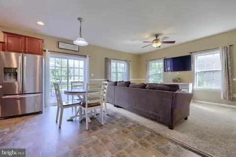 32 Eagleton Dr, York, PA 17407 photo 9