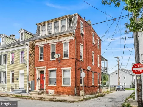 223 S Penn St, York, PA 17401