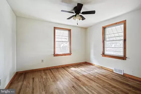 937 E Walnut St, Hanover, PA 17331 photo 21
