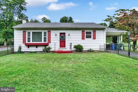 6591 Schimmel Ln, Wrightsville, PA 17368