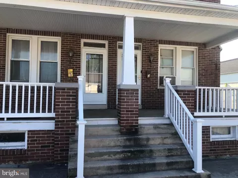 3 E 5 E Granger St, Hanover, PA 17331