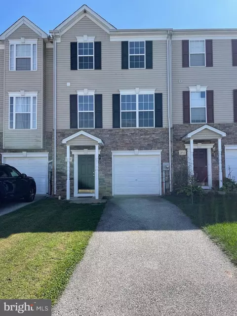 3711 Armory Ln #3711, York, PA 17408