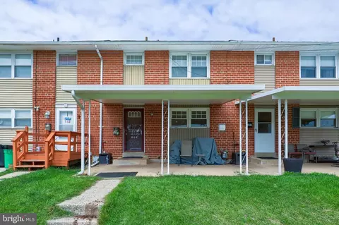 893 E Kings Ct, York, PA 17403