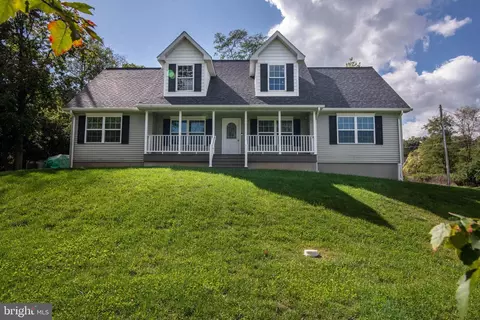 76 Dew Drop Rd, York, PA 17403