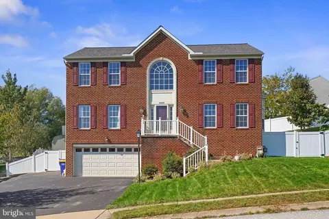 16589 Kennedy Cir, Shrewsbury, PA 17361
