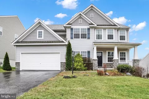 2650 Friends Cir, York, PA 17408