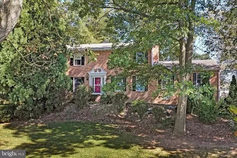 6328 Straw Acres Rd, Spring Grove, PA 17362