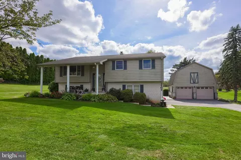1195 Canal Road Ext, Manchester, PA 17345