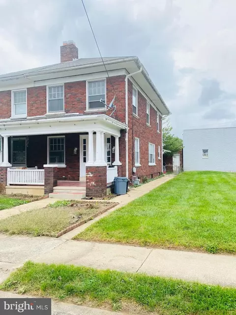 1215 E King St, York, PA 17403