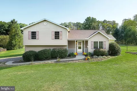 5918 Furnace Rd, York, PA 17406