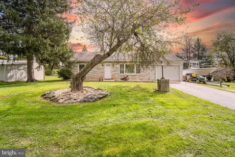 4666 E Prospect Rd, York, PA 17406