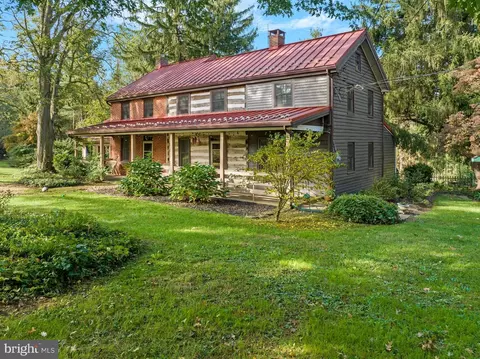 3730 Quesenberry Ln, Stewartstown, PA 17363
