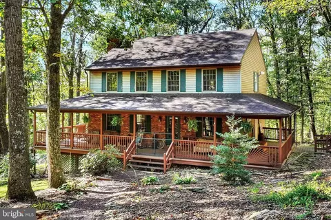 14870 Trout School Rd, Felton, PA 17322