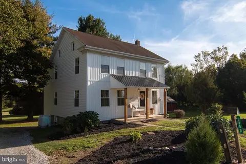6350 Shutt Rd, Spring Grove, PA 17362