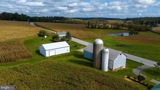 16800 N Barrens Rd N, Stewartstown, PA 17363