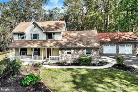 14605 Trout School Rd, Felton, PA 17322