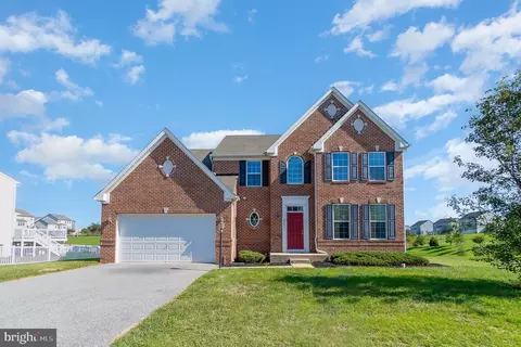 8541 Diamond Run Ct, Seven Valleys, PA 17360