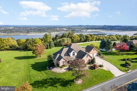 116 Mountain View Dr, Etters, PA 17319