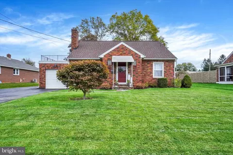 141 N Main St, Shrewsbury, PA 17361