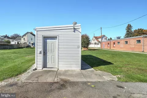 653 E Middle St, Hanover, PA 17331 photo 30