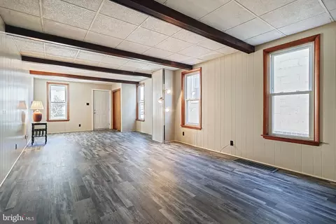 653 E Middle St, Hanover, PA 17331 photo 9