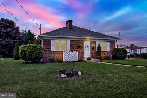 101 Clearview Rd, Hanover, PA 17331