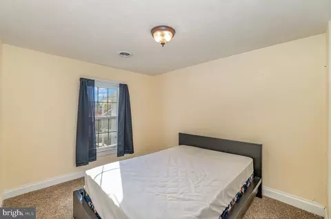 309 E Walnut St, Hanover, PA 17331 photo 14
