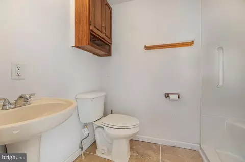 309 E Walnut St, Hanover, PA 17331 photo 8