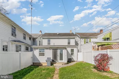 309 E Walnut St, Hanover, PA 17331 photo 20