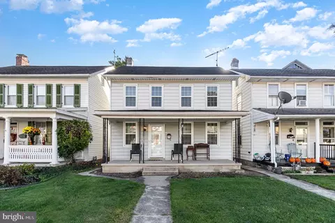 309 E Walnut St, Hanover, PA 17331