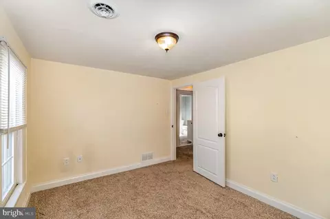 309 E Walnut St, Hanover, PA 17331 photo 13
