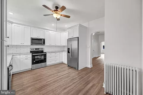 124 E Chestnut St, Hanover, PA 17331 photo 5