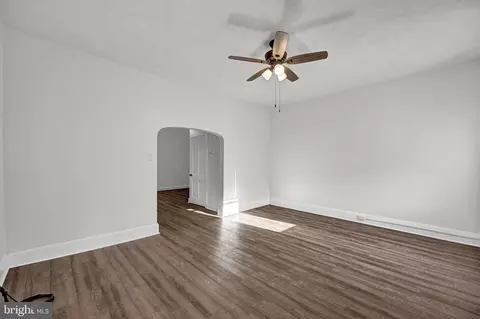 124 E Chestnut St, Hanover, PA 17331 photo 11