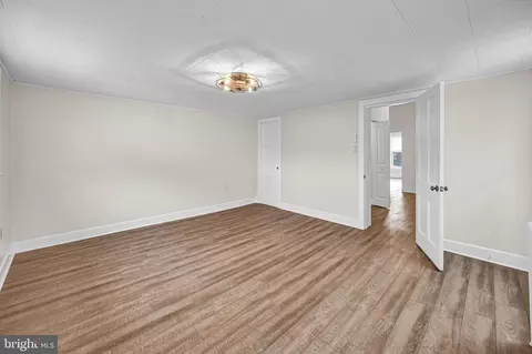 124 E Chestnut St, Hanover, PA 17331 photo 21