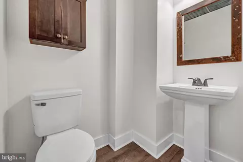 124 E Chestnut St, Hanover, PA 17331 photo 17